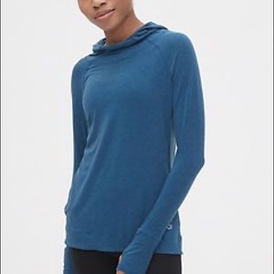 Gap long sleeved top